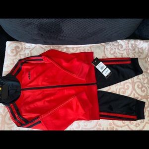 Adidas track suit sz 3T
